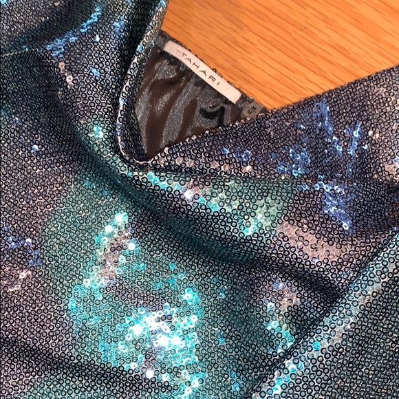 Tahari ~Size M~Caicos Sequin Mermaid Tank Top - Picture 15 of 16